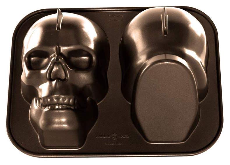 Nordic Ware Haunted Skull Pan